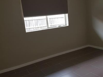 4/3 Hampton Parade, West Footscray