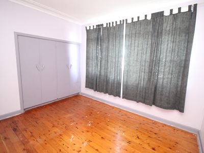 6 ADDISON Avenue, Lake Illawarra