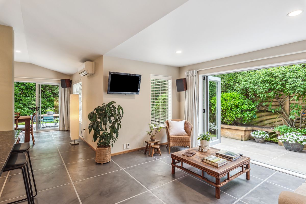 3 Southleigh, Raumati South