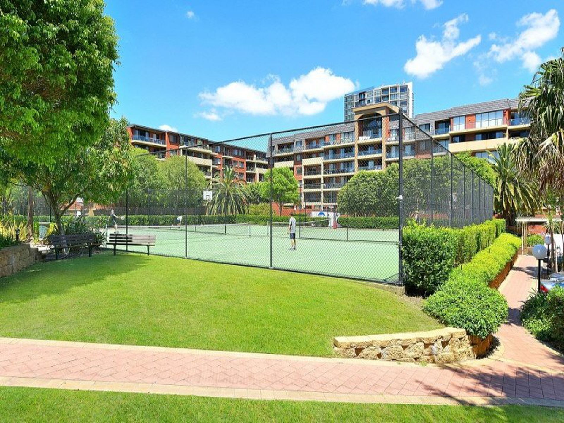 12307 / 177 Mitchell Road, Alexandria