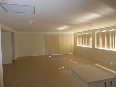 214 South Circuit, Oran Park