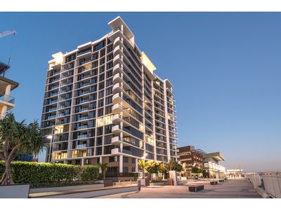 803 / 37D Harbour Road, Hamilton