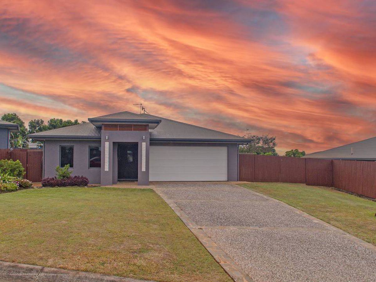 13 Lavender Crescent, Atherton