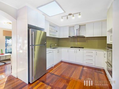 28 Shalimar Crescent, Dandenong North
