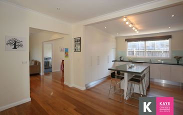 25 Beaconsfield Ave, Beaconsfield