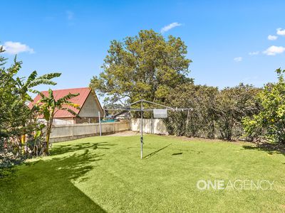 4 Bangaroo Avenue, Dapto