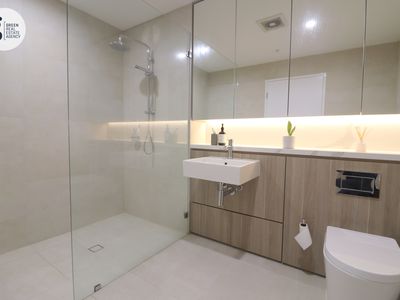 824 / 1 Maple Tree Road, Westmead