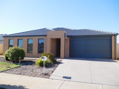 8 Edinburgh Court, Shepparton