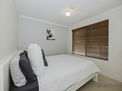 44 Stradbroke Gardens, Ridgewood