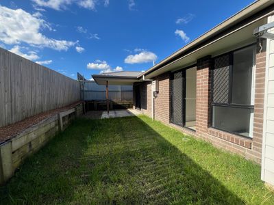1 / 37C Atlantic Dr, Loganholme
