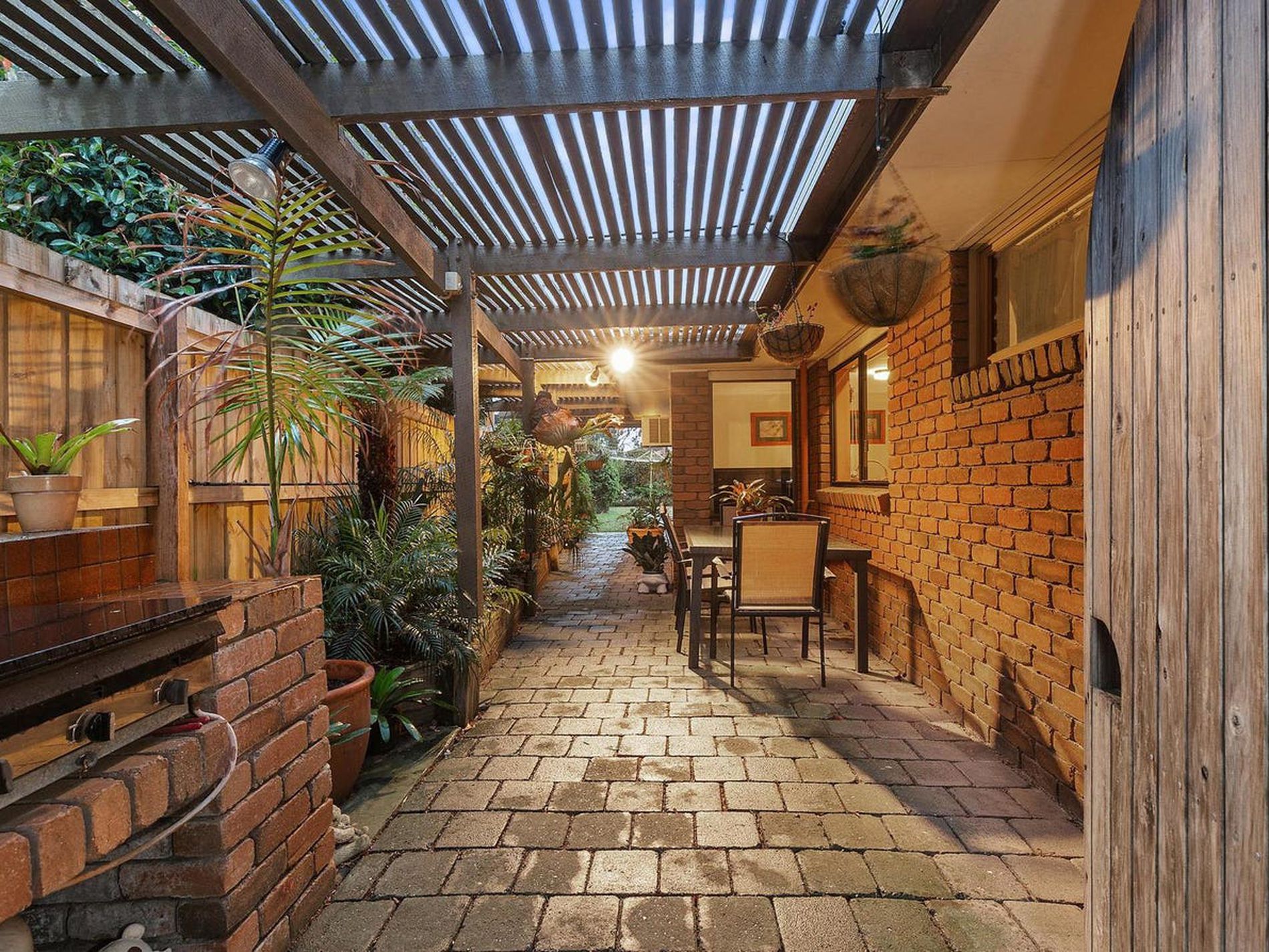 10 Fenland Court, Highton