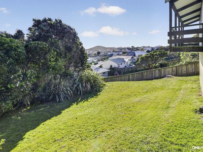 129 Gloaming Hill, Titahi Bay