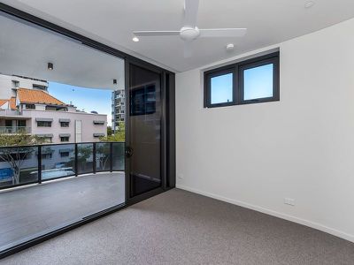 207/232 Wellington Road, Kangaroo Point