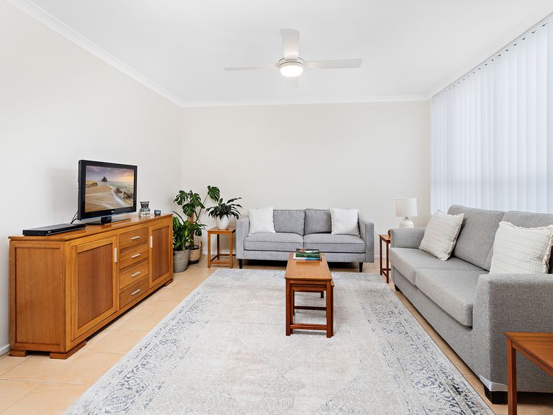 4 / 8 Buckle Crescent, West Wollongong