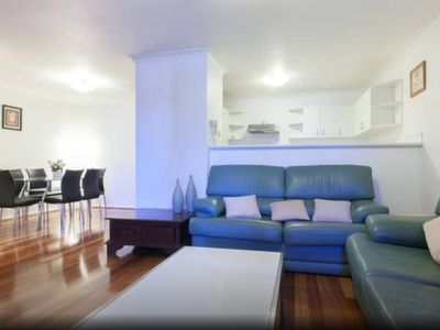 2 / 52 fitzgerald St, Northbridge