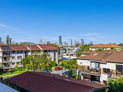 305 / 8 Waverley Street, Southport