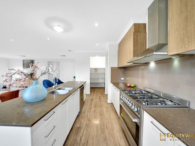 6 Firelight Drive, Tarneit