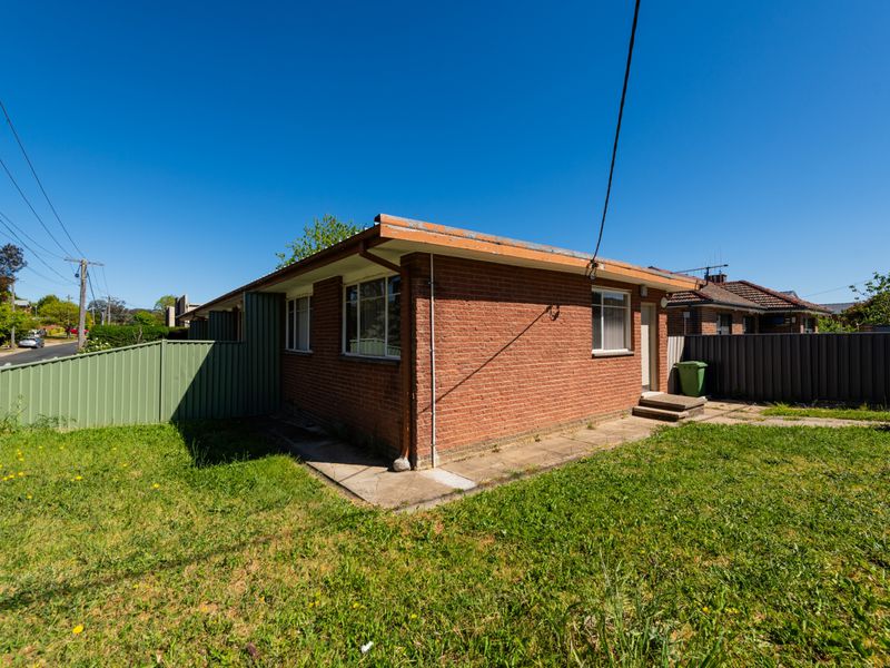 1 / 9 Charles Street, Queanbeyan