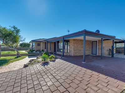 1 Newquay Close, Yanchep