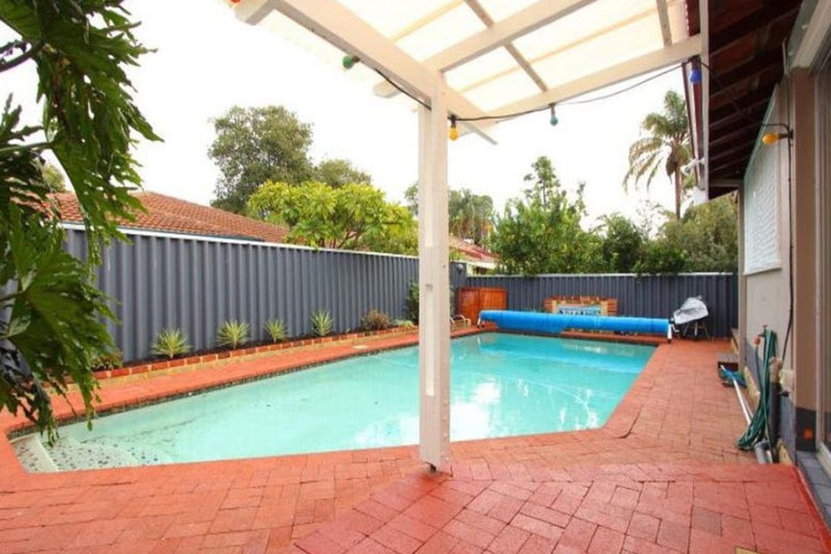 453 Canning Highway, Como