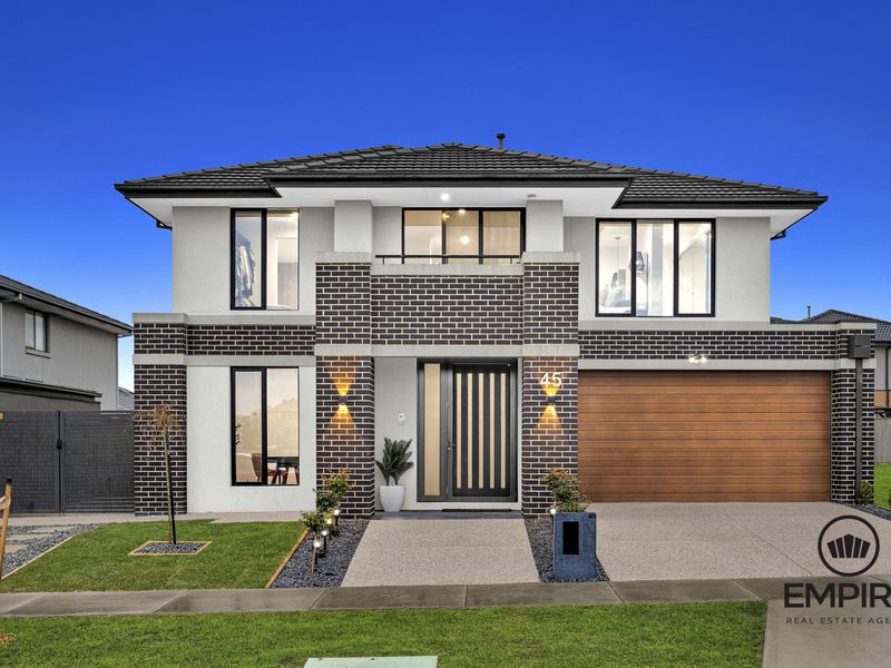 45 Stonefox Circuit, Clyde North