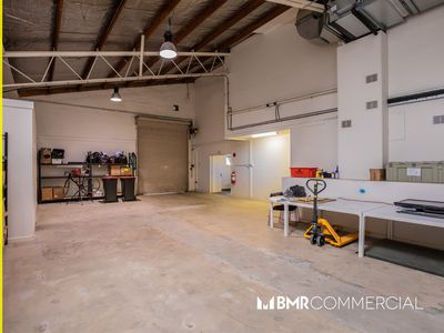 1 / 2 Lyell Street, Fyshwick