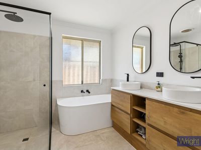 146 Grand Promenade, Doubleview