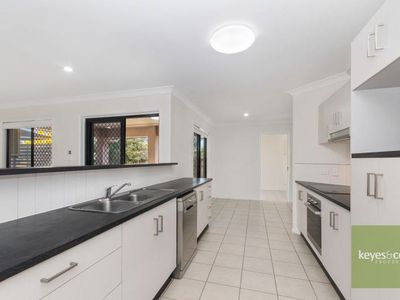 60 Summerland Drive, Deeragun