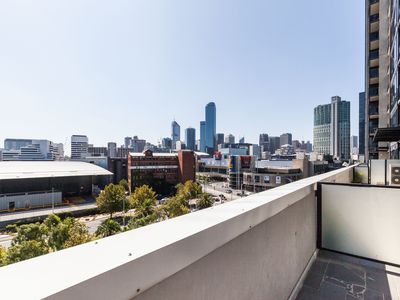 1307 / 63 Whiteman Street, Southbank