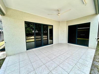 9 Roderick Street, Bentley Park