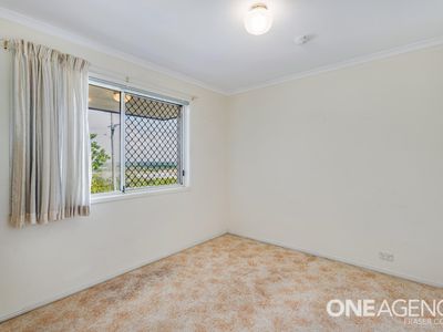 24 Samarai Drive, Kawungan