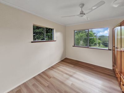 17 Fifth Avenue, Atherton