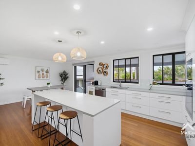 5 Surfriders Promenade, Forster
