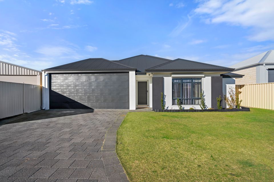 3 MIKADO RISE, Madora Bay