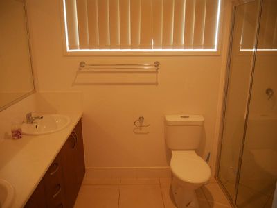 106-108 Rosella Parade, Kingaroy