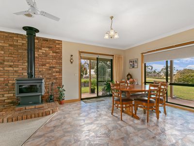 5581 South Gippsland Highway, Longford