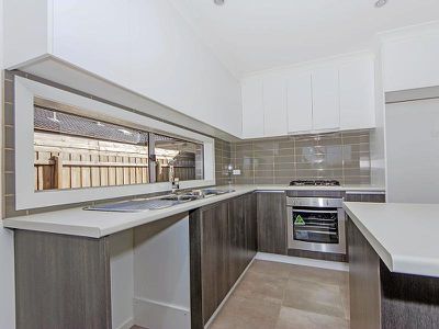 33 Morgan Crescent, Werribee