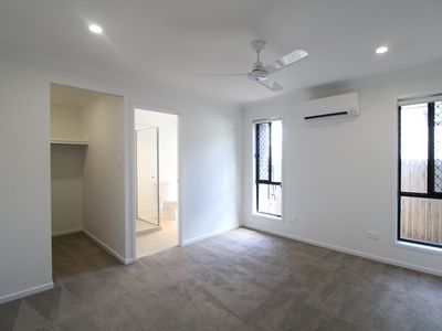 2 Sweetman Place, Hillcrest