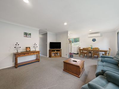 9 / 145 Pacific Highway, Ourimbah