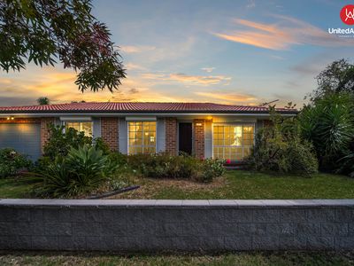 2 Albatross Avenue, Hinchinbrook