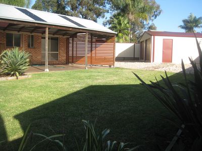 8 Fabian Place, Rosemeadow