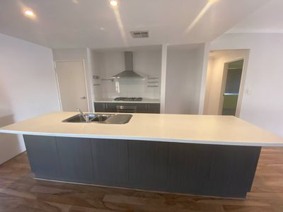 34 Pexton Drive, South Guildford