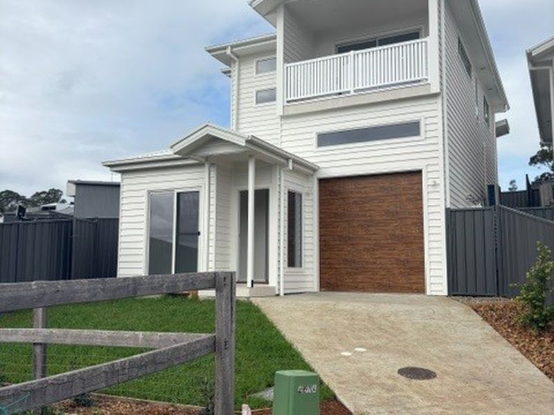 14 Kiah Close, Tullimbar