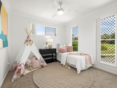 13 Brock Drive, Springfield Lakes