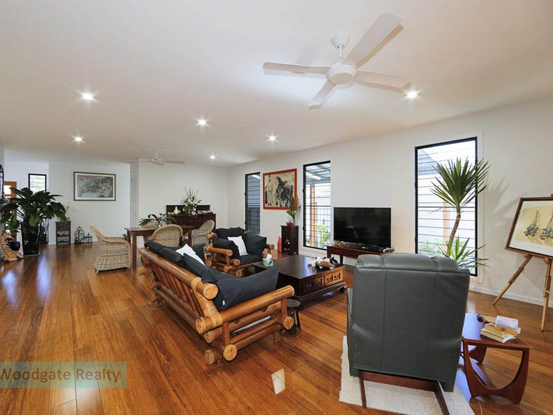 9 Ocean View Dr, Woodgate