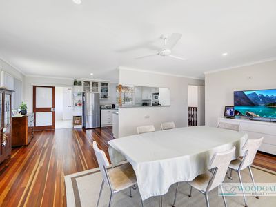 101 Esplanade, Woodgate