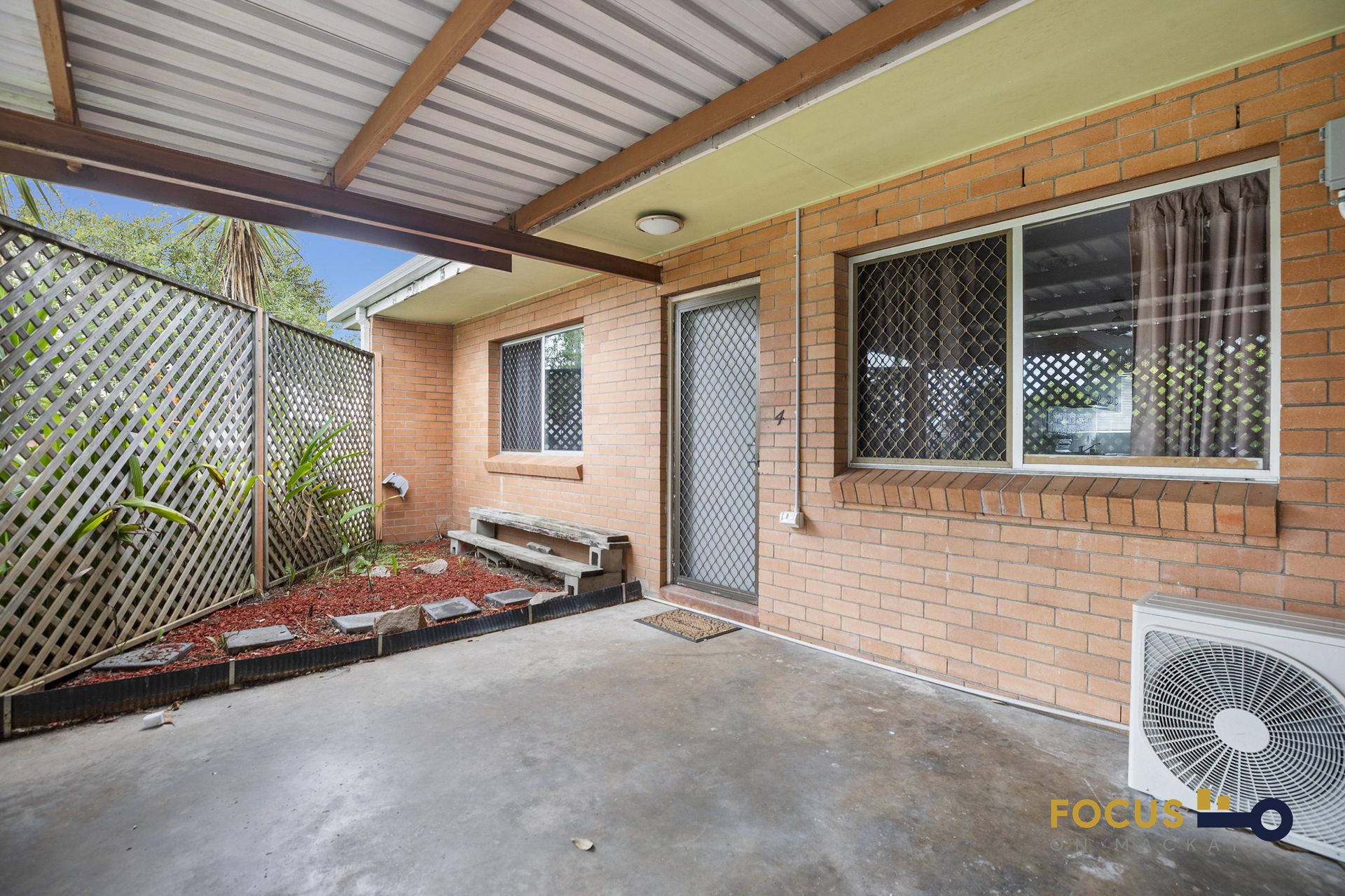 4 / 52 Mengel Street, South Mackay