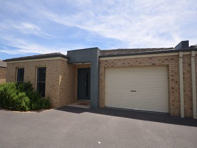 3 / 16 Keck Street, Flora Hill