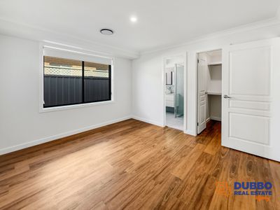 11 Lesmurdie Parade, Dubbo