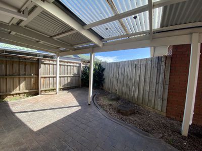 1 / 25 Tweed Court, Werribee
